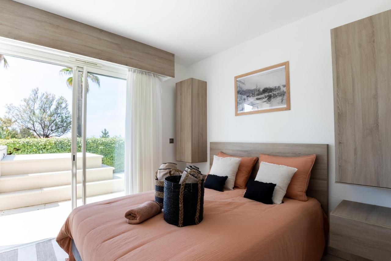 Le Palm Beach Sanary-sur-Mer Esterno foto