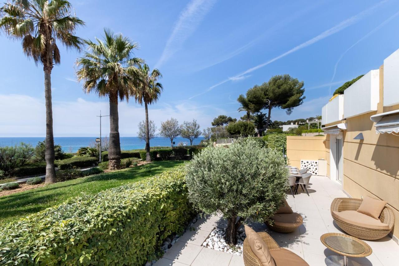 Le Palm Beach Sanary-sur-Mer Esterno foto